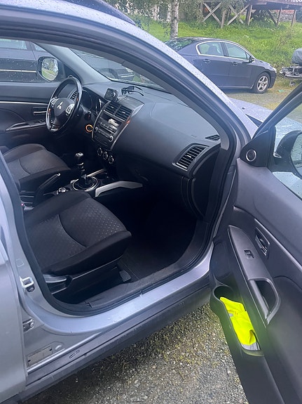 Mitsubishi ASX 9 of 13