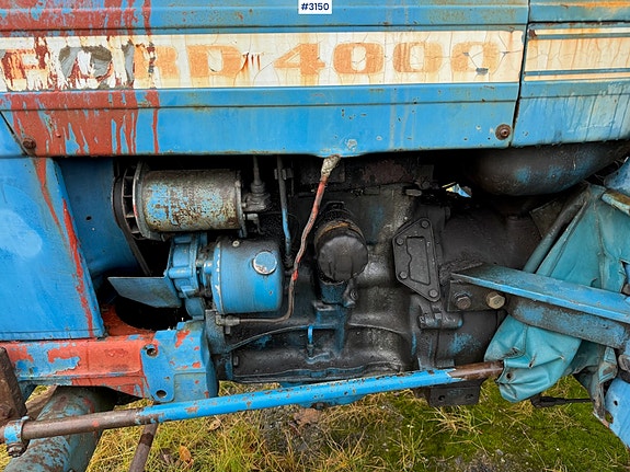Ford 1973 4000 17 of 24