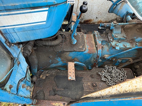 Ford 1973 4000 12 of 24