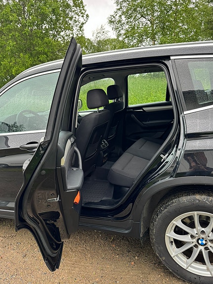 BMW X3 8 of 20