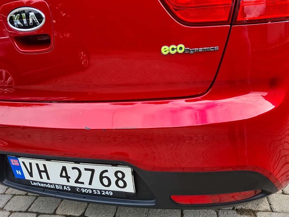 Kia Rio 5 of 10