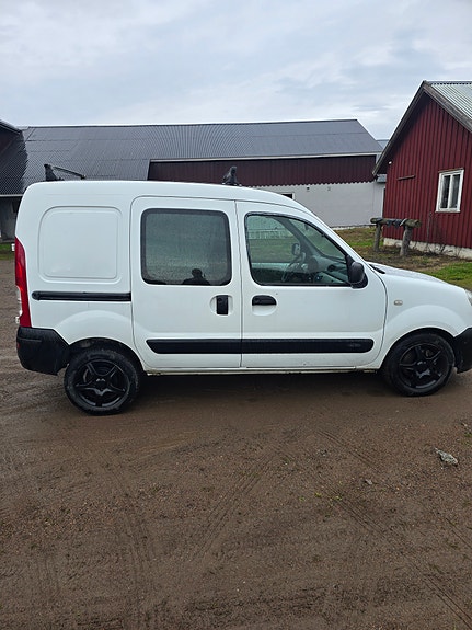 Nissan Kubistar 9 of 14