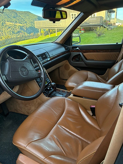 Mercedes-Benz S500 5 of 6
