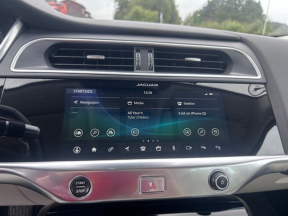 Jaguar I-PACE 28 of 30