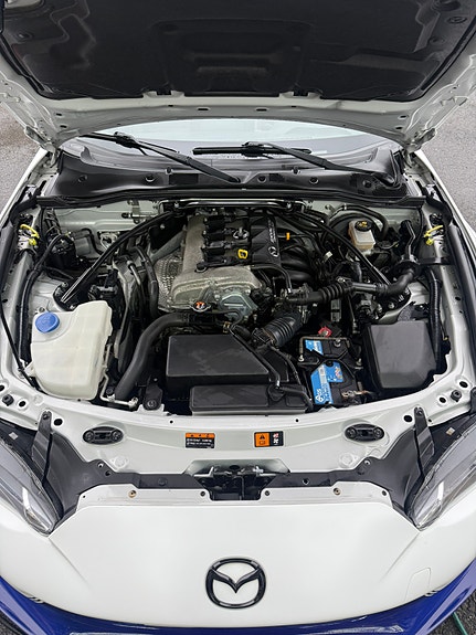Mazda MX-5 12 of 21