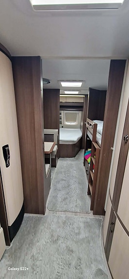 Hobby 720 UKFE Prestige. 9 of 19