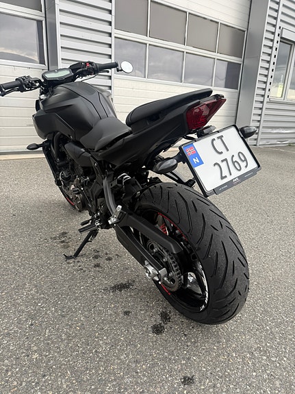 Yamaha MT-07 3 of 6