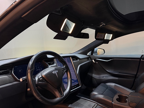 Tesla Model S 23 of 30