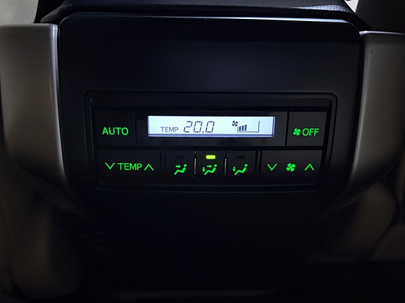 Toyota Land Cruiser 20 of 29