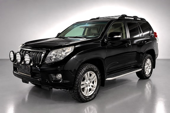 Toyota Land Cruiser 2 of 29