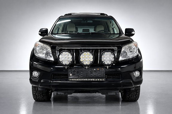 Toyota Land Cruiser 8 of 29