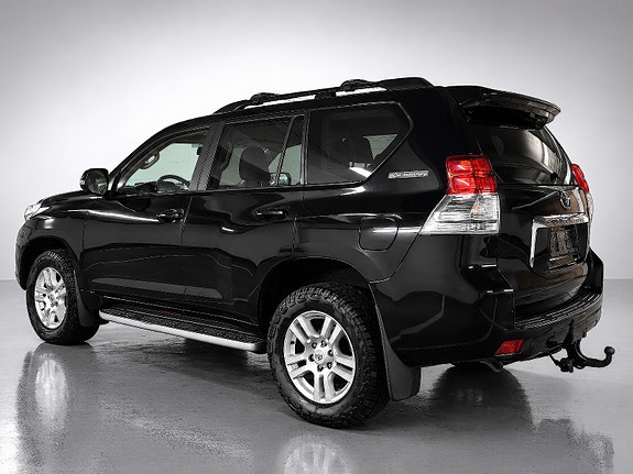 Toyota Land Cruiser 4 of 29