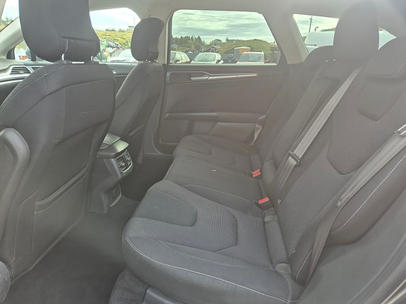 Ford Mondeo 10 of 18