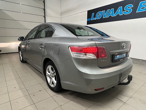 Toyota Avensis 5 of 19