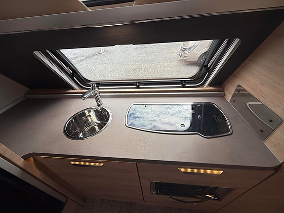 Knaus 60 Years Edition Sundwind 650 PEB 13 of 30