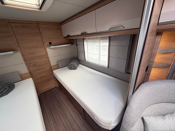 Knaus 60 Years Edition Sundwind 650 PEB 24 of 30