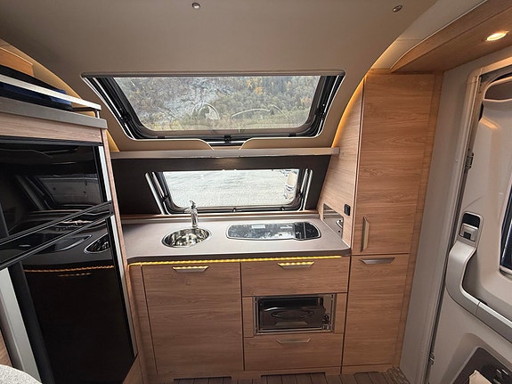 Knaus 60 Years Edition Sundwind 650 PEB 11 of 30