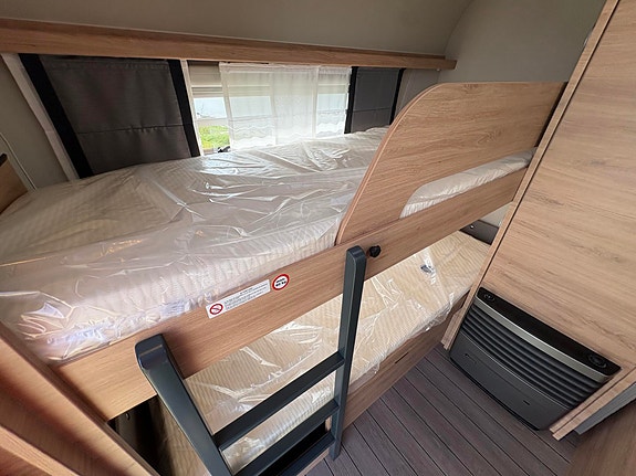 Knaus SÜDWIND BLACK SELECTION 540FDK 2 KØYER / ROSMI DUSJ / STILRENT / ALUFELG! 12 of 27