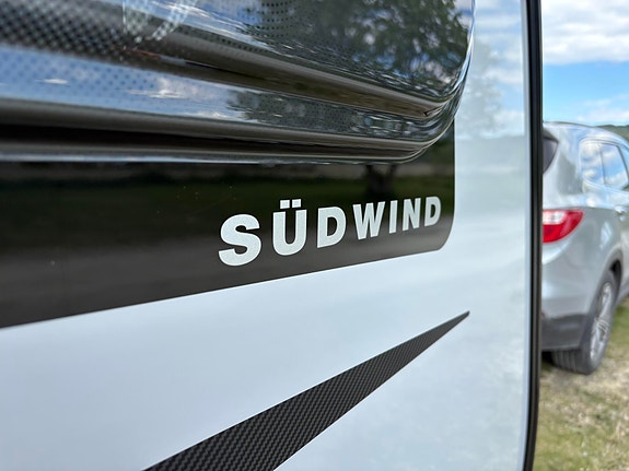 Knaus Südwind 580 QS Black Selection ALDE / STORT KJØLESKAP / 6 SOVEPLASSER / DUSJ KABINETT! 10 of 30