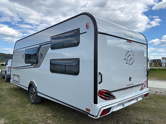 Knaus Südwind 580 QS Black Selection ALDE / STORT KJØLESKAP / 6 SOVEPLASSER / DUSJ KABINETT! 3 of 30
