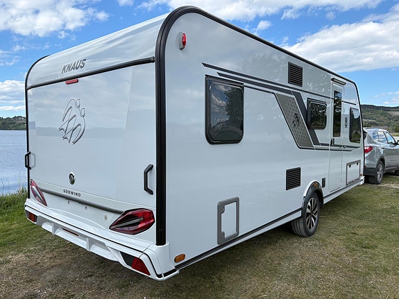 Knaus Südwind 580 QS Black Selection ALDE / STORT KJØLESKAP / 6 SOVEPLASSER / DUSJ KABINETT! 5 of 30