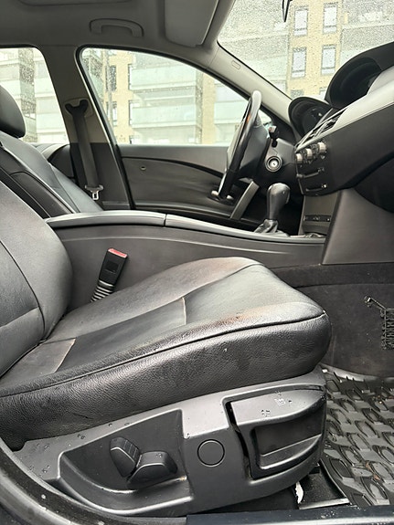BMW 520i 9 of 9