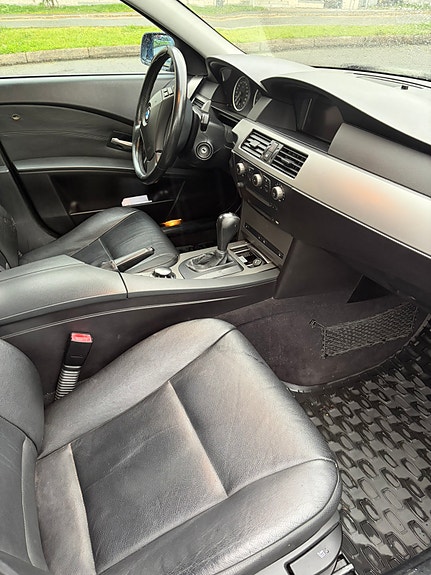 BMW 520i 7 of 9