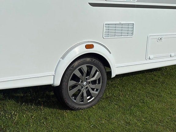 Knaus Sport 420 QD BATTERI / GULVVARME / ROMSLI BAD / NYTT DESIGNE / !! 6 of 24