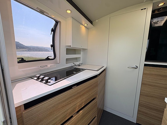 Adria ACTION 361 LH TELT / GASSALARM / GULVVARME / PANORAMA VINDU !! 7 of 23
