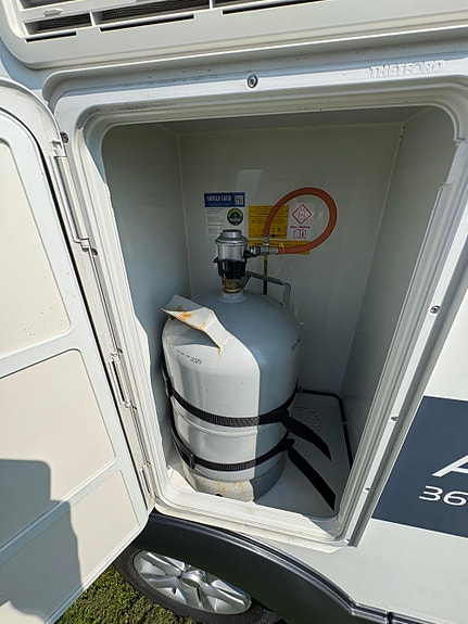 Adria ACTION 361 LH TELT / GASSALARM / GULVVARME / PANORAMA VINDU !! 5 of 23