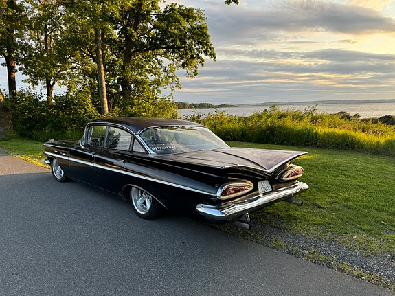 Chevrolet Bel Air 2 of 15