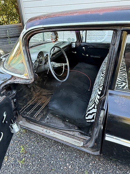 Chevrolet Bel Air 8 of 15