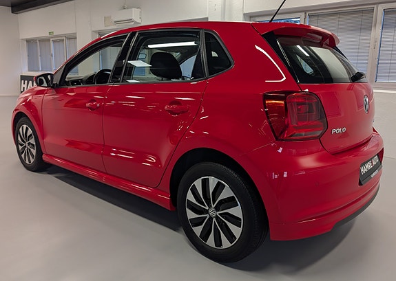 Volkswagen Polo 13 of 30