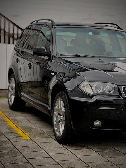 BMW X3 2 of 5