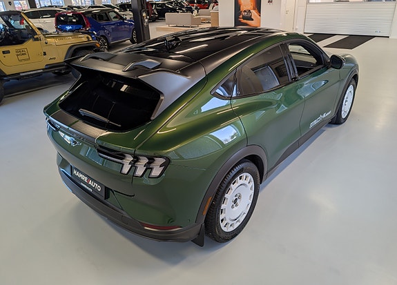 Ford Mustang Mach-E 21 of 30