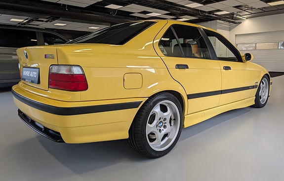 BMW M3 21 of 30