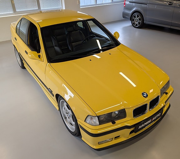 BMW M3 19 of 30
