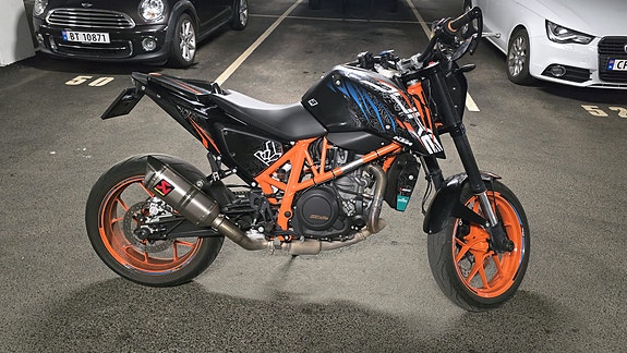 KTM 690 Duke R 3 of 16