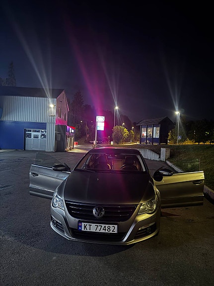 Volkswagen Passat CC 5 of 23