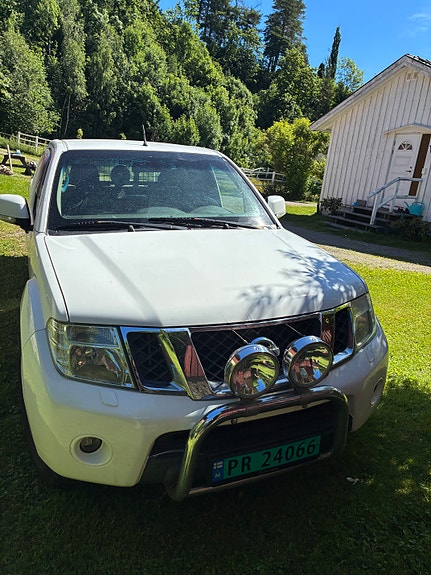 Nissan Navara 4 of 10