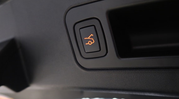 Tesla Model S 25 of 25