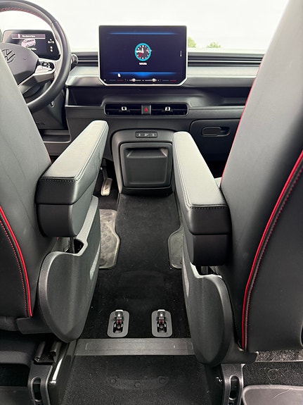Volkswagen ID. Buzz 14 of 30
