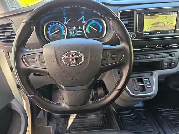 Toyota Proace 30 of 30