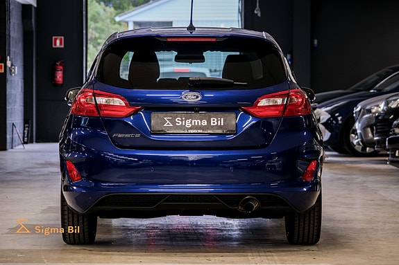 Ford Fiesta 9 of 30