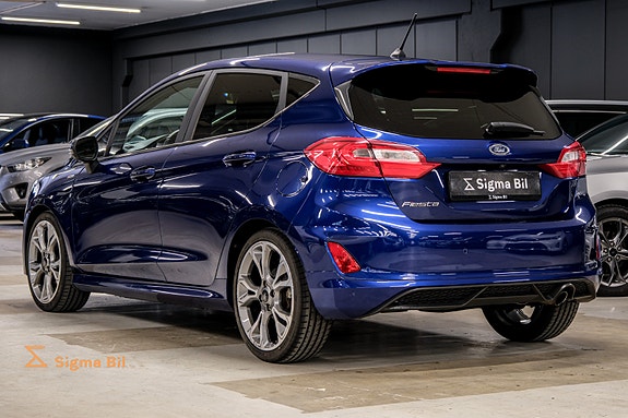 Ford Fiesta 8 of 30