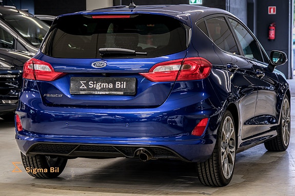 Ford Fiesta 11 of 30