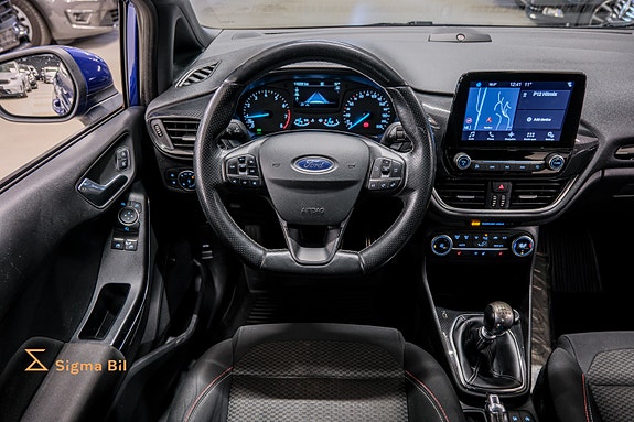 Ford Fiesta 21 of 30