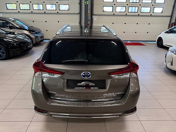 Toyota Auris 19 of 30