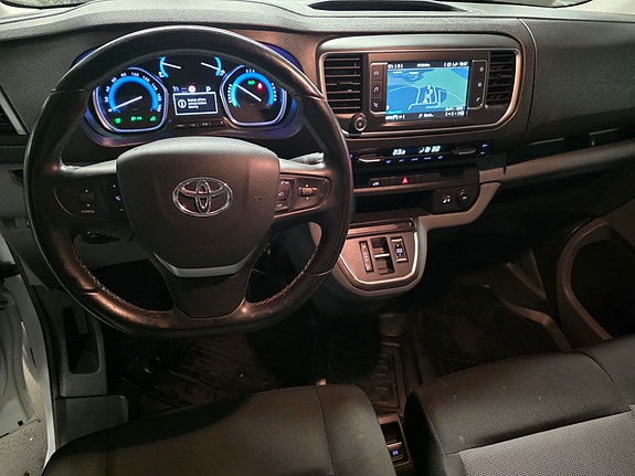 Toyota Proace 23 of 30