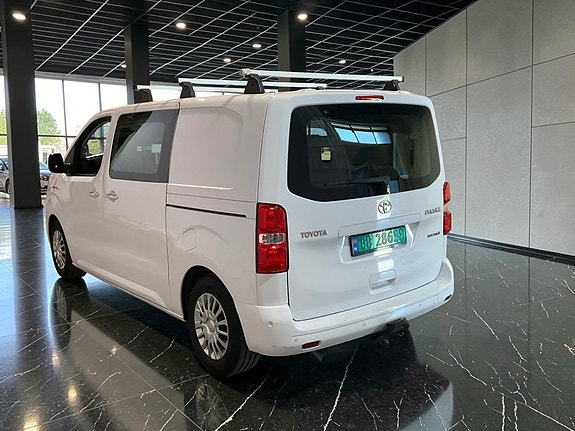 Toyota Proace 6 of 30